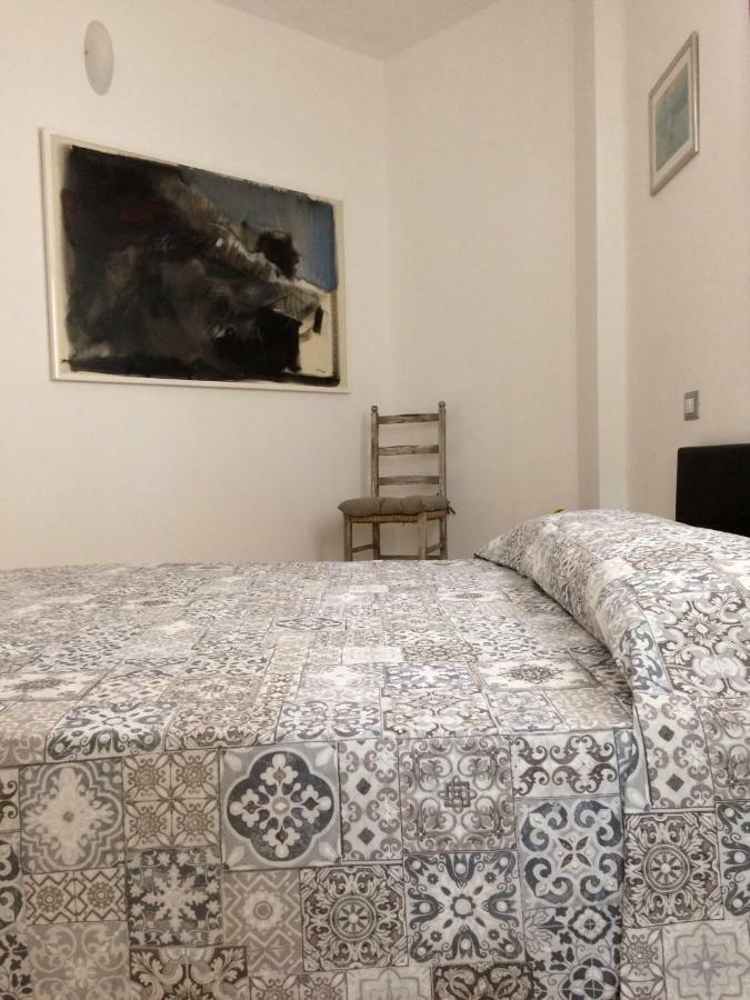 Joy Living Hotel Сандра Екстериор снимка